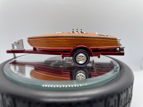 Hotwheels crackerbox race boat - hotwheels,